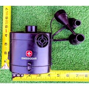 BROKEN LATCH Swissgear Battery Powered Air Pump w/Attachments Inflator Deflator